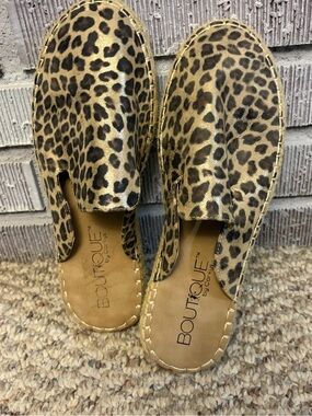 Boutique by Corkys Print Slip-On Espadrille Mules - Gold/Brown Taffy Sz 9